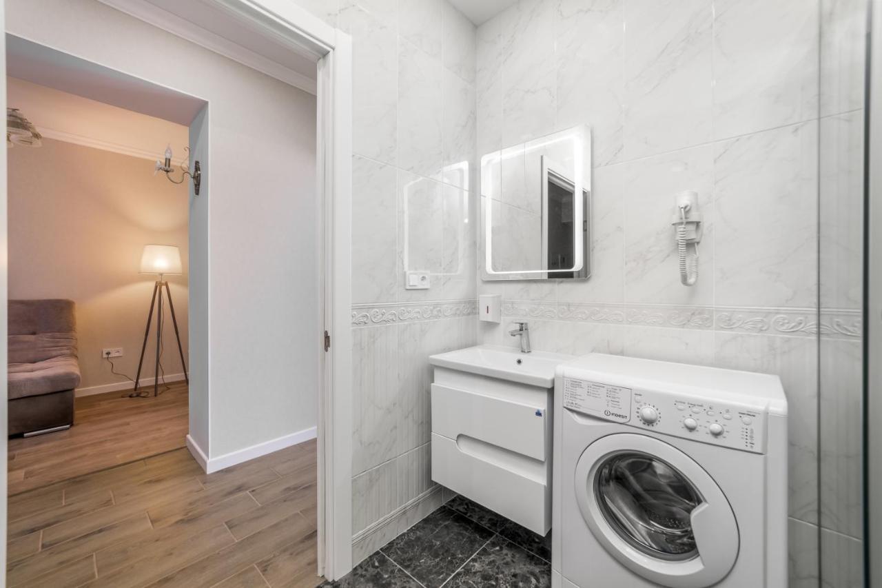 20 Deribasivska Design Apartment Одесса Экстерьер фото